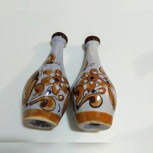 TONALA - Vintage Floral Mexican Salt & Pepper Shakers Set Made in Tonala Mexico